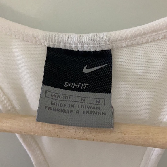 3/$25 white nike tank top - Picture 4 of 5